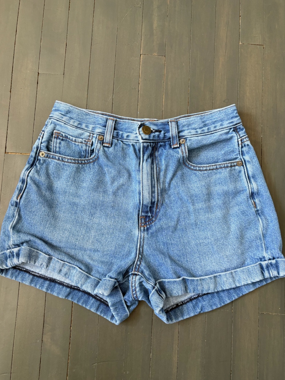 American Eagle Women’s Light Blue Denim Shorts
